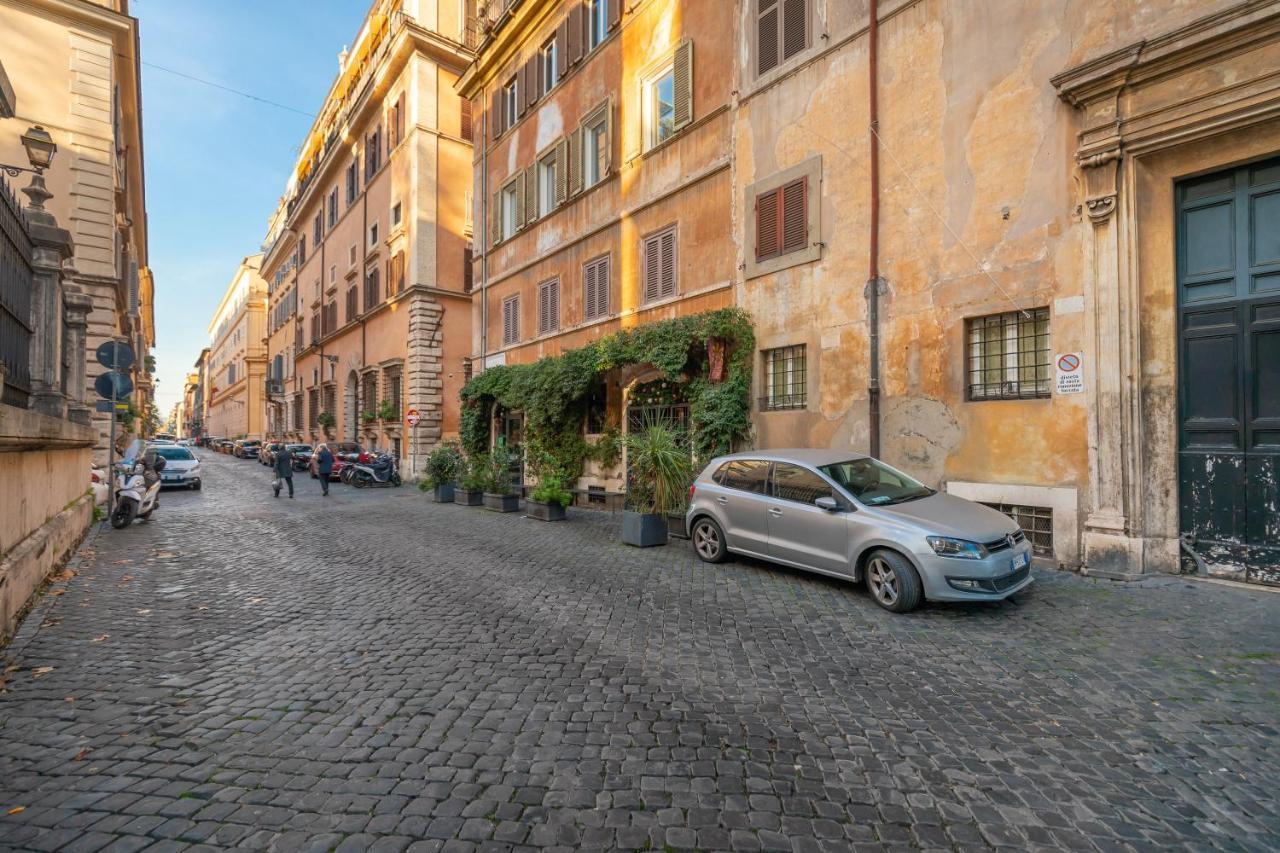 Апартаменты Chic And Style In Historical Via Giulia Рим Экстерьер фото